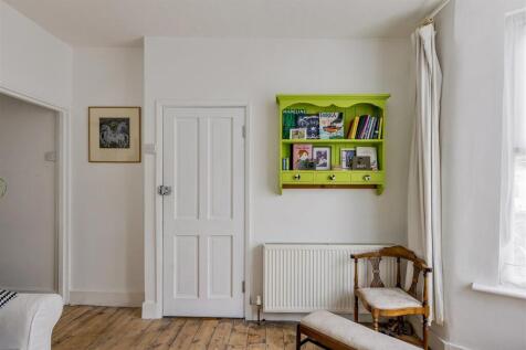 Borwick Avenue E17