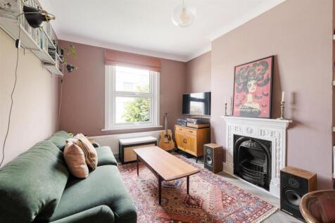 Grange Park Road E10