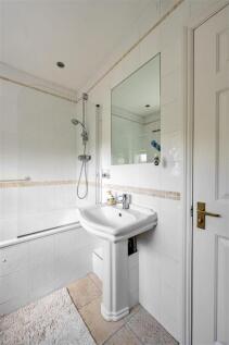 Pembroke Road E17