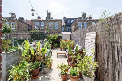 Seymour Road, E17