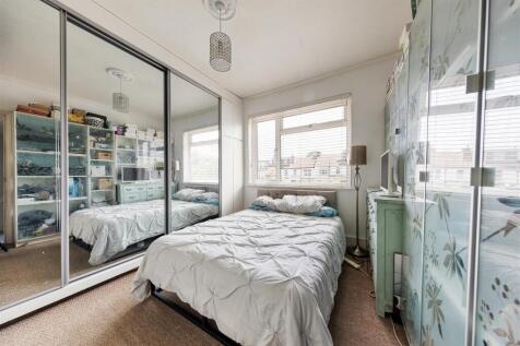 Matlock Road, E10
