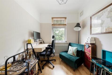 Morgan Avenue, E17
