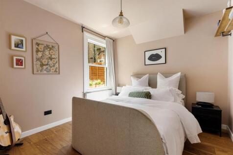 Brettenham Road, E17