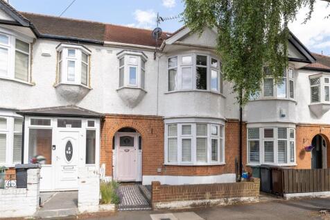 Wadham Avenue, E17