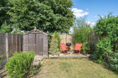 Wadham Avenue, E17