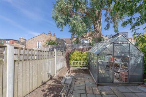 Murchison Road, E10