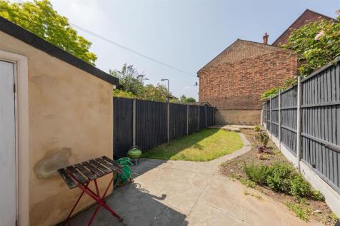 Fairfield Road, E17