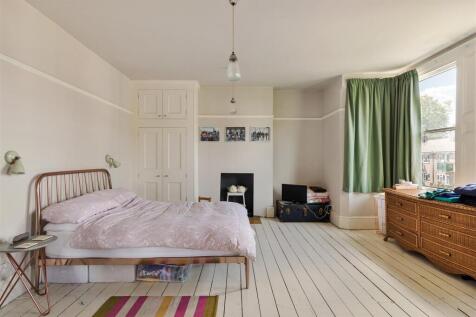 Avon Road E17