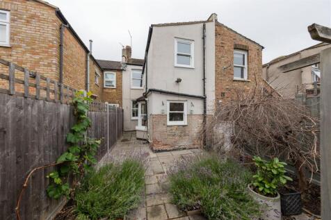 Woodlands Road, E17