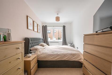 Beaumans Drive E17