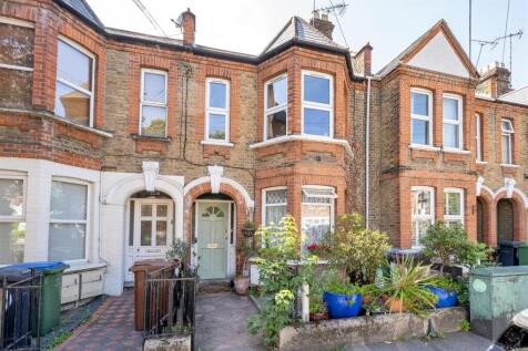 Carr Road, E17
