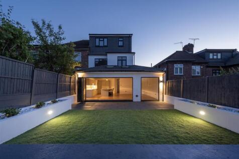 Grantock Road, E17
