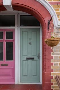 Seymour Road, E10