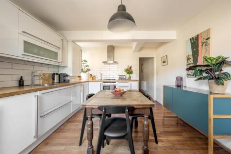 Kitchen-3.jpg
