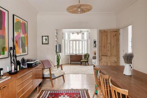 Northbank Road, E17