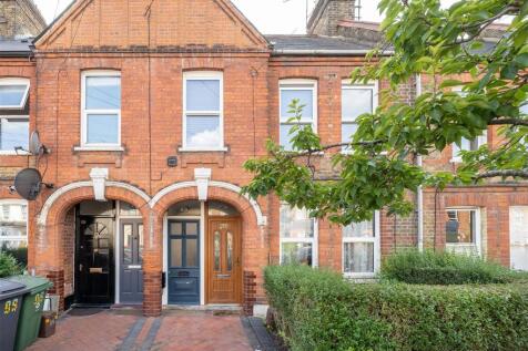 Badlis Road E17