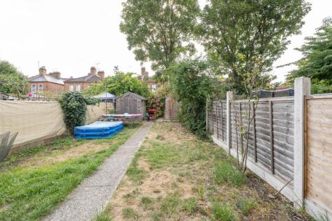 Badlis Road E17