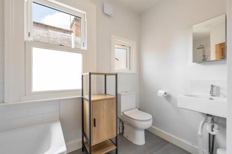 Badlis Road E17