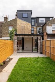 Somerset Road, E17