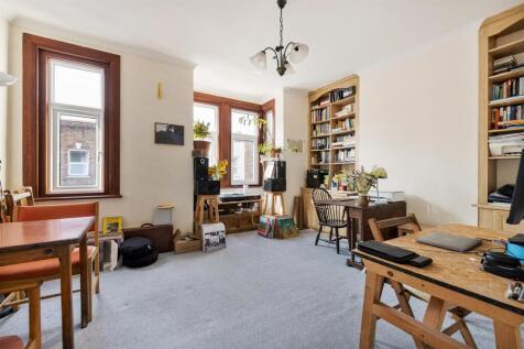 Primrose Road, E10