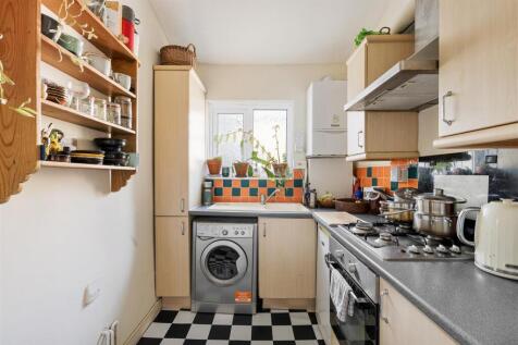 Primrose Road, E10