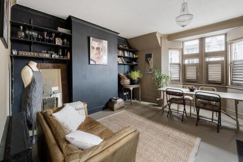 Pretoria Avenue E17