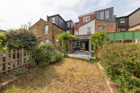 St. Johns Road, E17