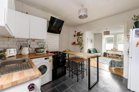 Brookscroft Road E17