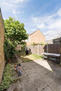 Brookscroft Road E17