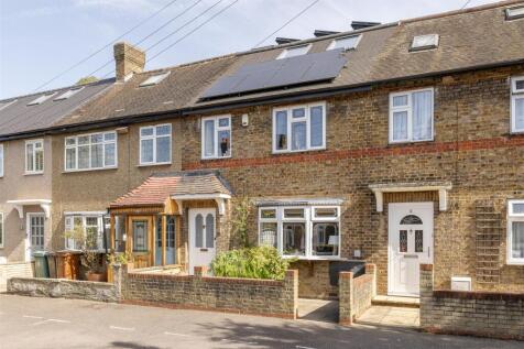 Lewis Avenue, E17