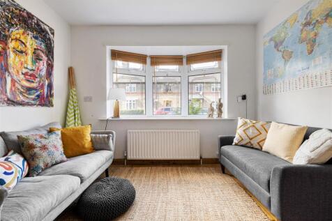 Lewis Avenue, E17
