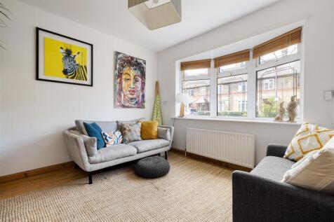 Lewis Avenue, E17