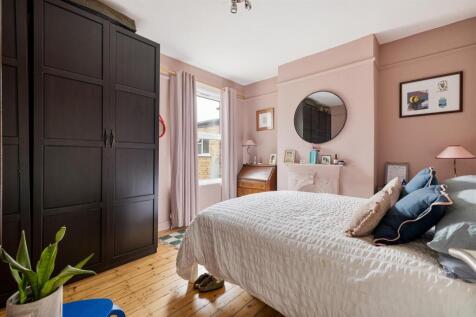 Courtenay Road E17