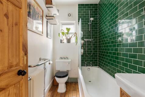 Seymour Road, E10
