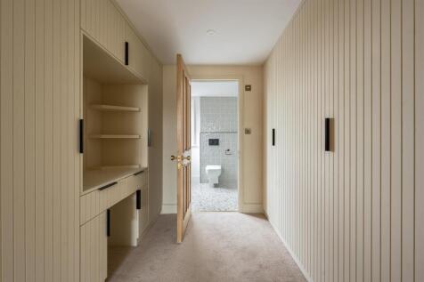 Loft-Bedroom-Dressing-Area.jpg
