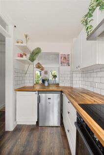 Marconi Rd, E10