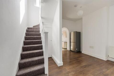 Barclay Road E17