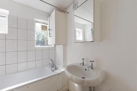 Barclay Road E17