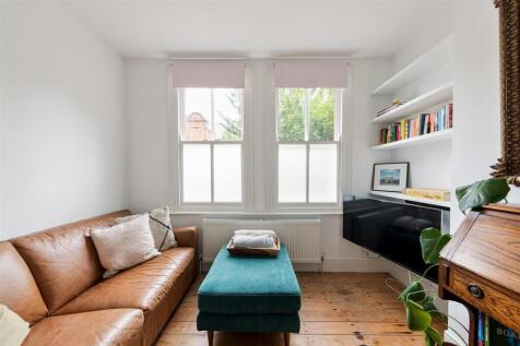Carr Road, E17