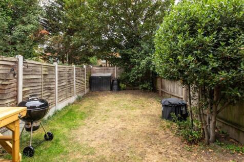 Carr Road, E17