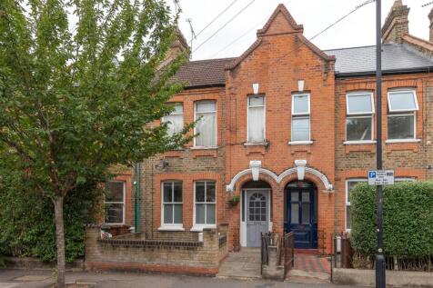 Carr Road, E17