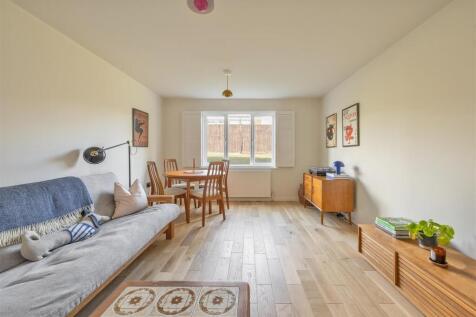 Winchester Court, E17