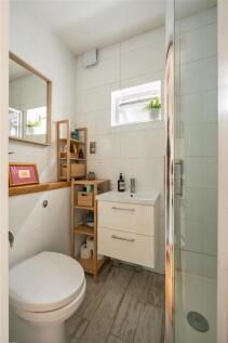 Bathroom-1.jpg