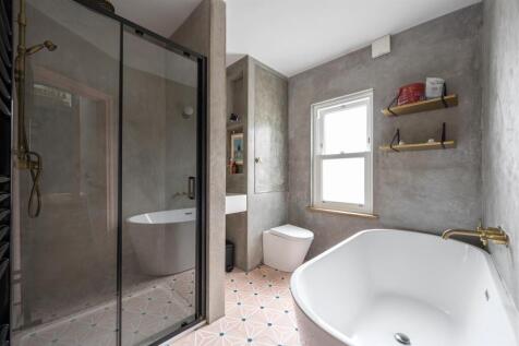 Second-Bathroom-1.jpg