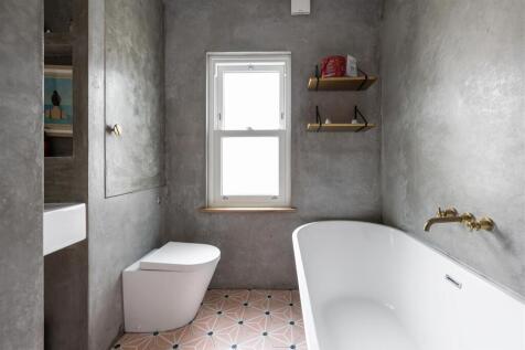 Second-Bathroom-3.jpg
