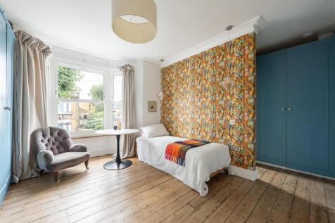 First-Bedroom-4.jpg
