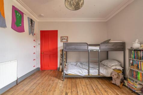 Second-Bedroom-3.jpg