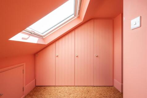 First-Loft-Dressing-Area-1.jpg