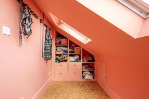 First-Loft-Dressing-Area-2.jpg