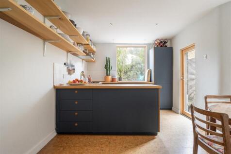 Kitchen-4.jpg